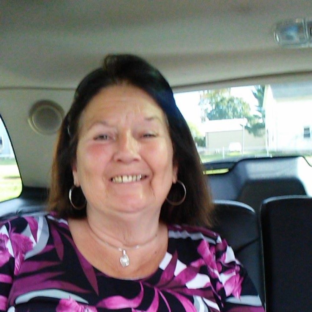 Meet your Posher, Ellie